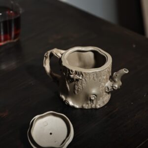 Pine Stump Teapot